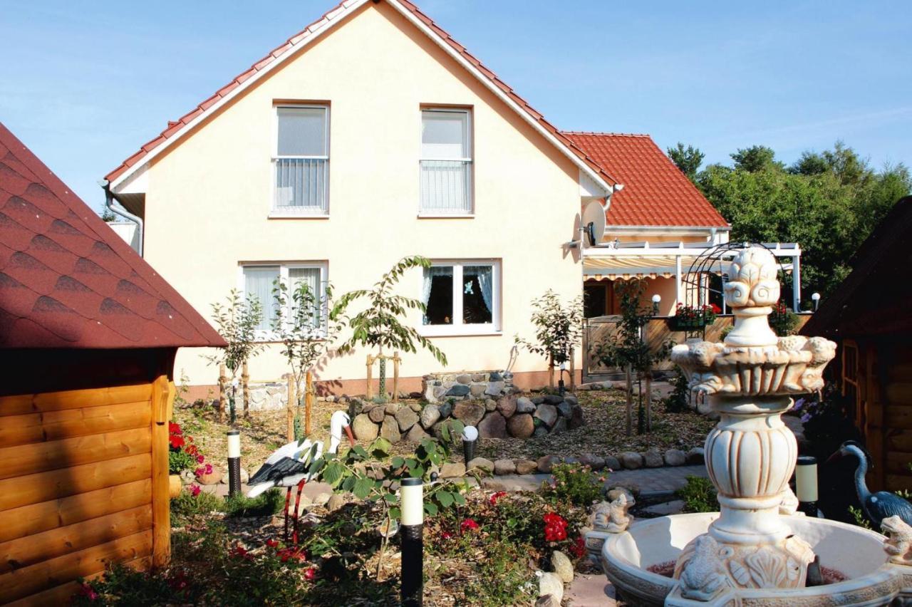 Apartment In Dierhagen With Parking Space Exterior photo